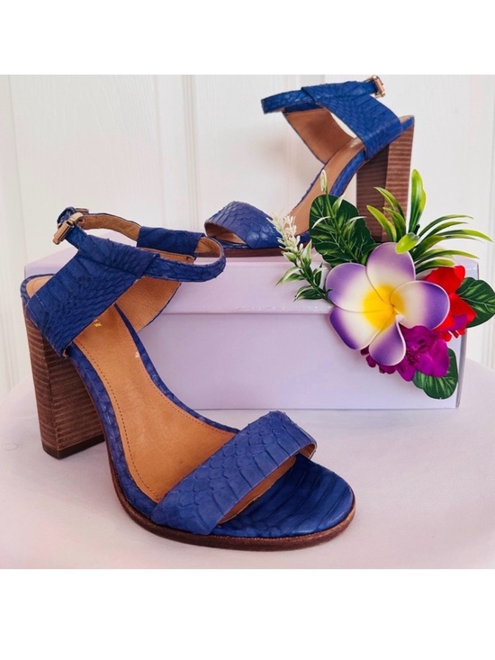 Coach Shoes - COACH ~ Purple Leather Textured 4.5” Block Wooden Heel Sandals size 8